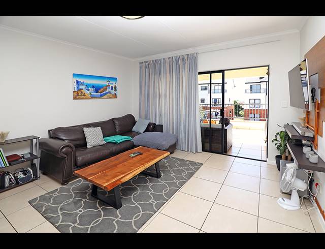 2 BEDROOM APARTMENT FOR SALE IN GREENSTONE HILL